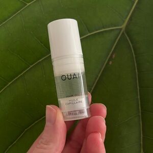 OUAI Lightweight Hair Oil for Frizz Control Smooth Shine Split Ends Gloss Heat